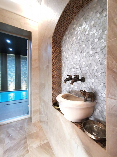 Bathroom 3, Arka Hotel, Ussuriyskiy rayon