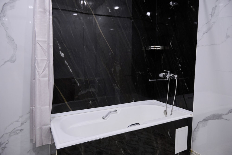 Bathroom 3, Art Garden Hotel, Tashkent City