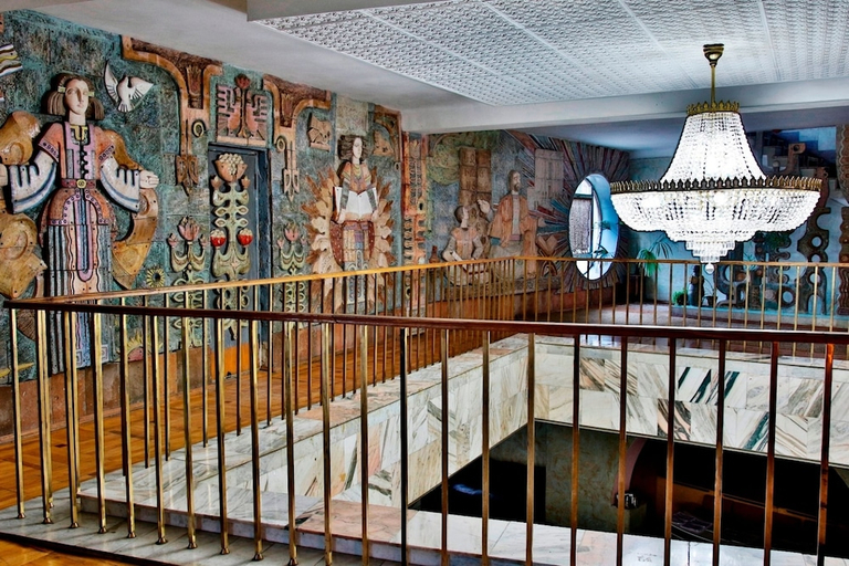 Public Area 2, Writers Hotel