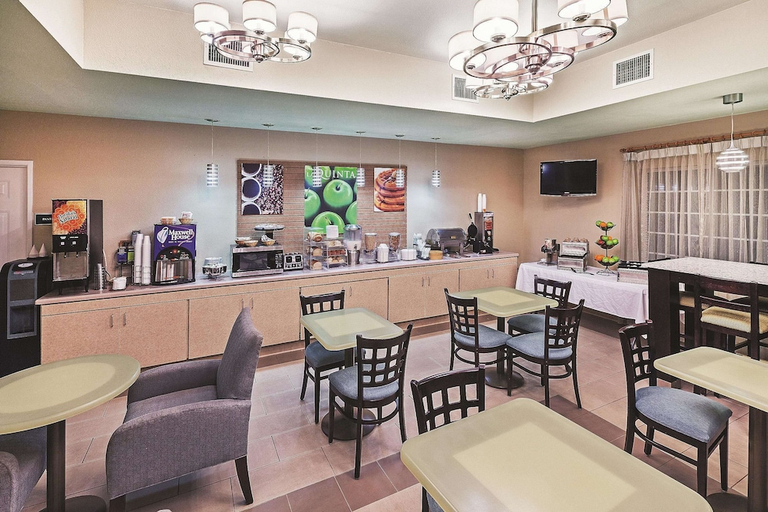 Food & Drinks 5, Corpus Christi Northwest, Nueces