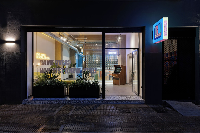 Exterior & Views, Retroverse Eccentric Stay, Attica