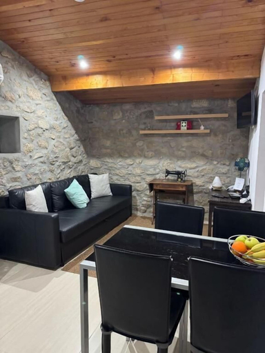 Living area 2, Quinta de Gandarem, Torre de Moncorvo