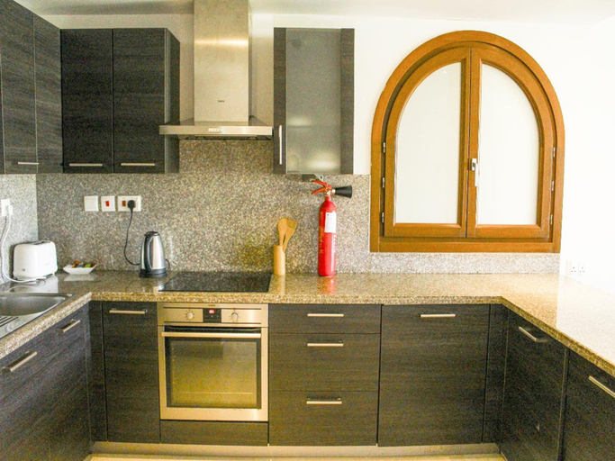 Room 3, Marina Breeze 2-bedroom Retreat, Taqah