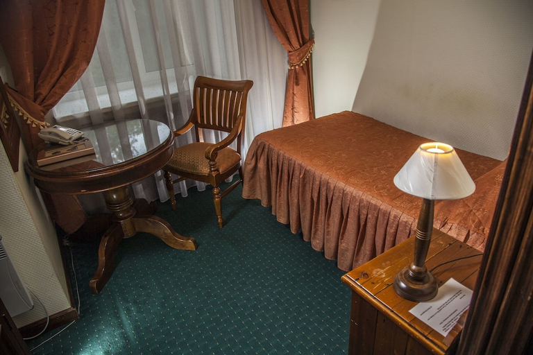 Bedroom 3, Hotel Ali, Khabarovskiy rayon