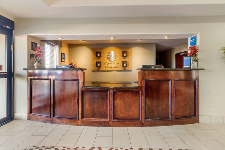 Public Area 2, Comfort Inn & Suites Perry I-35, Noble
