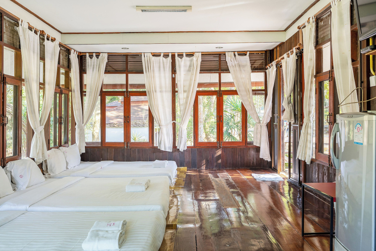 Bedroom 3, De Bua Valley, Wang Num Khiaw
