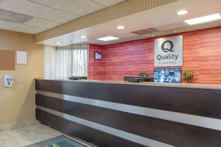 Public Area, Quality Inn Lebanon, Wilson