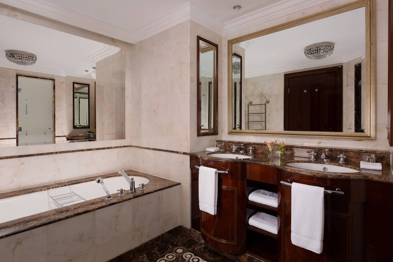 Bathroom 5, The Ritz-Carlton, Moscow, Central
