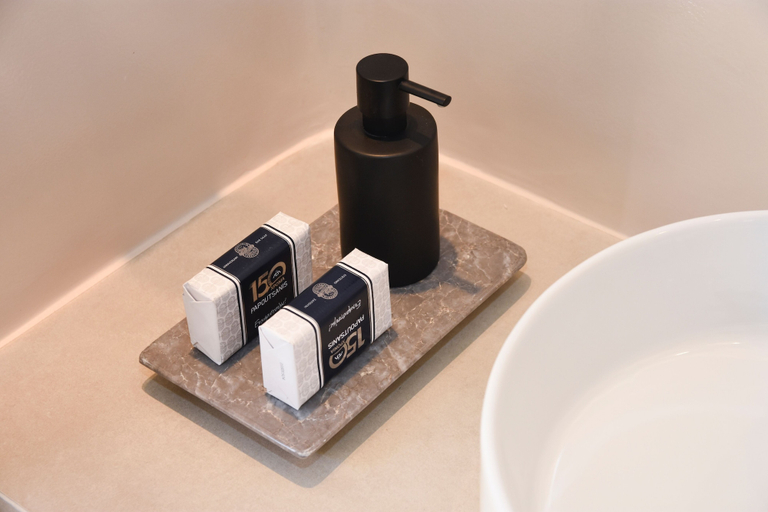 Bathroom amenities, Santorini - Villa - Sleeps 2 - Pool - Parking, South Aegean