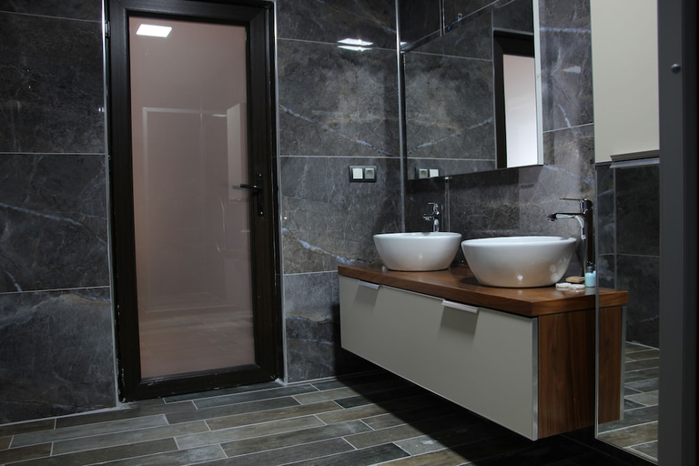 Bathroom 5, El Nazar Stone Suite, Nevşehir