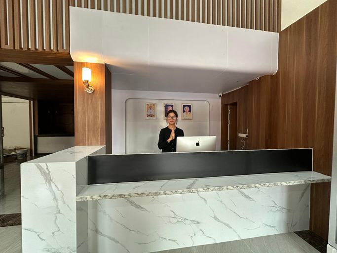 Reception 5, Comfort Stay Hotel, Ou Chrov