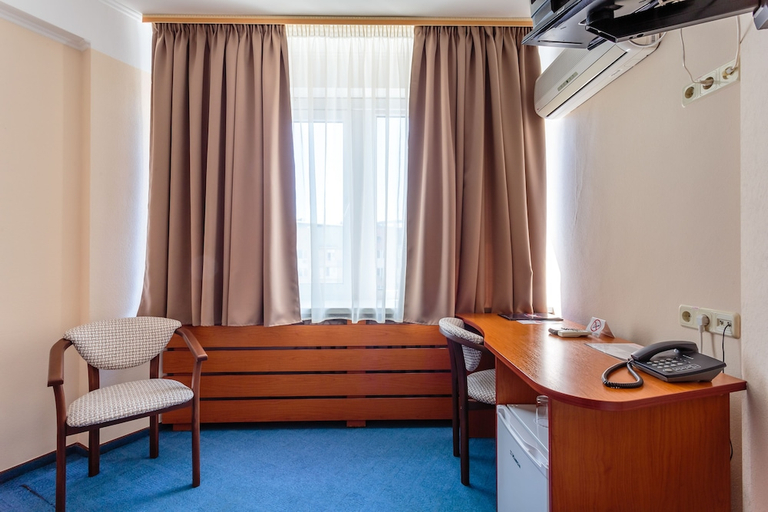 Others 4, Tourist Hotel, Dniprovs'kyi