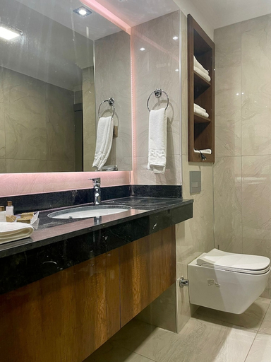 Bathroom 3, Harran Otel, Merkez