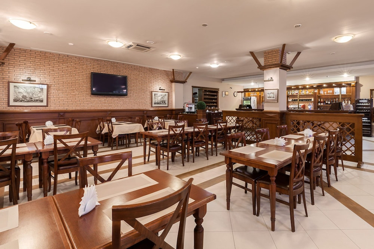 Food & Drinks 4, Hotel Samson, Sankt-Peterburg gorsovet