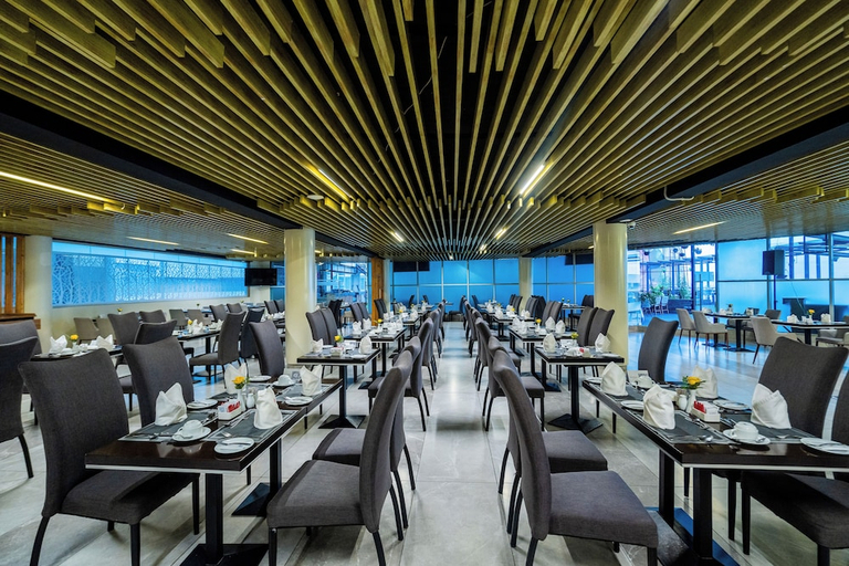 Food & Drinks 4, PrideInn Plaza Nairobi Airport, Mavoko