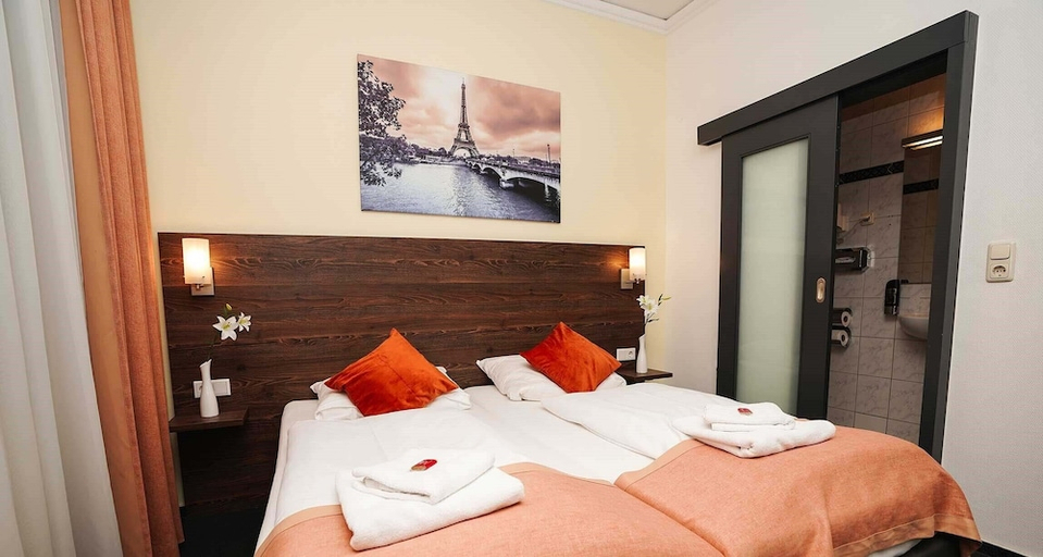 Bedroom 3, Hotel Little Paris, Frankfurt am Main