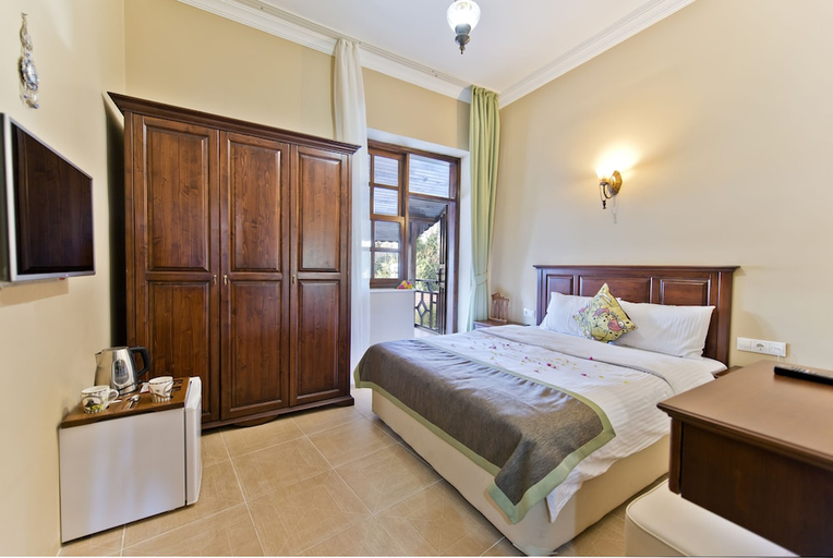 Bedroom 4, Hadrian Gate Hotel, Antalya