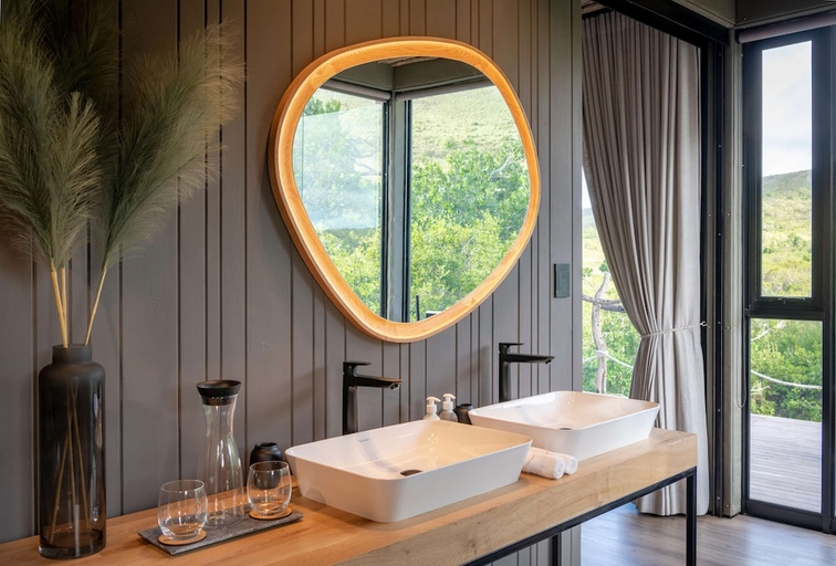 Bathroom 5, Shamwari Bayethe, Cacadu