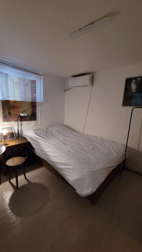 Bedroom 2, Ehwa Sinchon House, Mapo