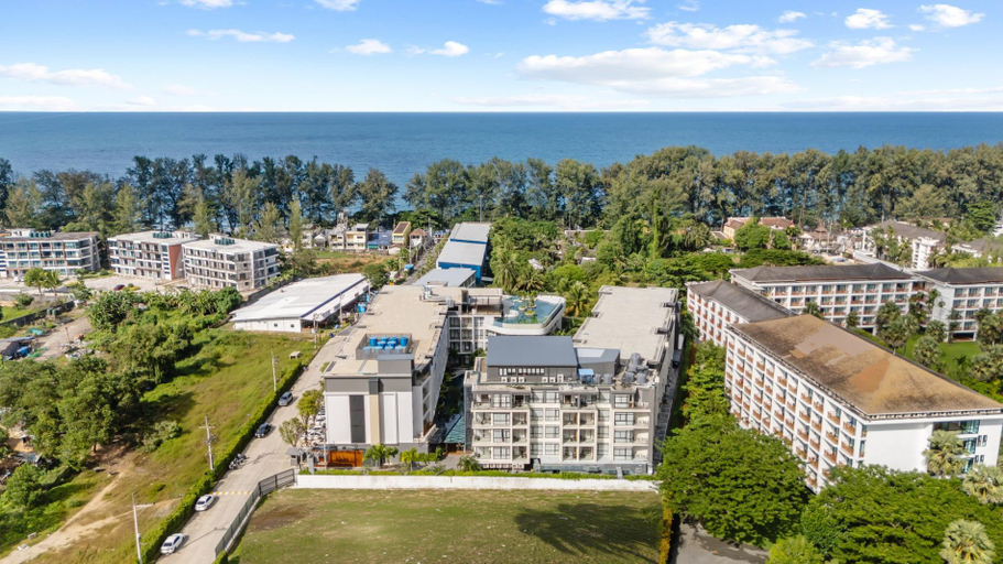 View 2, Pool View 1310 Wyndham Condo, Pulau Phuket