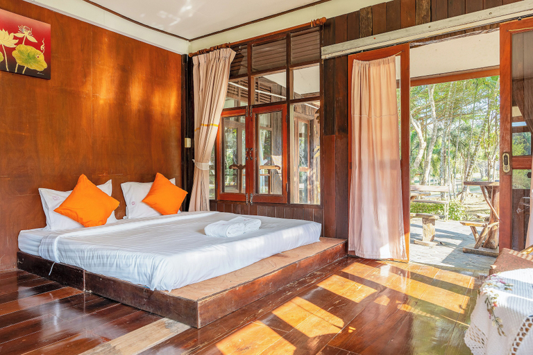 Bedroom 3, De Bua Valley, Wang Num Khiaw