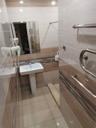 Bathroom 3, Hotel Avangard, Bessonovskiy rayon