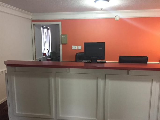 Public Area 2, Motel 6 - Dayton, OH, Montgomery