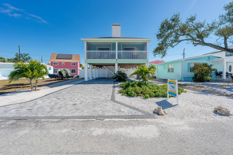 Exterior & Views 2, Sea Salt Escape, Lee
