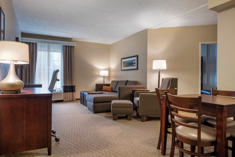 Others 5, Comfort Suites State College near Penn State, Centre