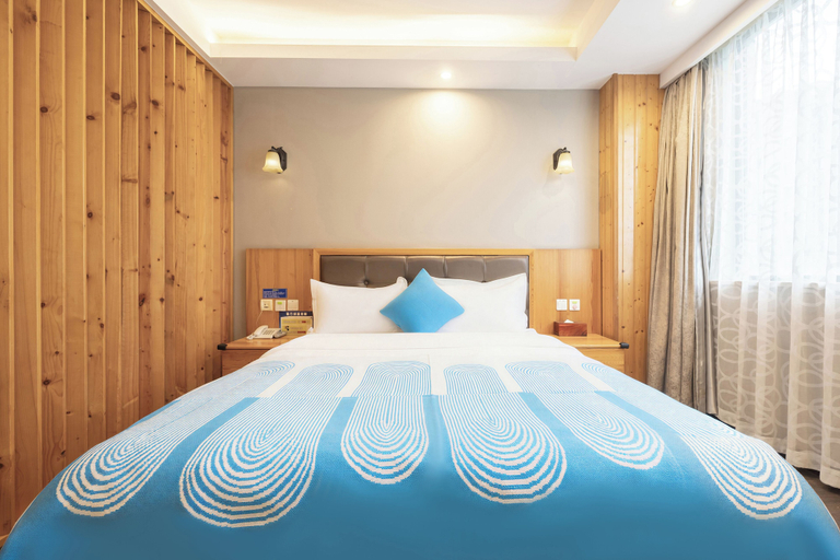 Room 4, huayijiuidan, Shanghai