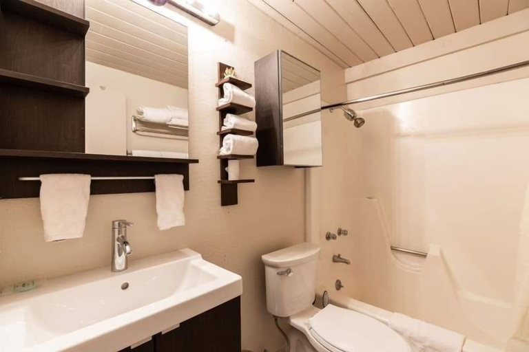 Bathroom 3, Vail Ski Resort Northwoods Condos, Eagle
