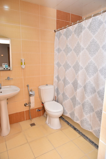Bathroom 3, Arena Hotel Sumgait, Baku