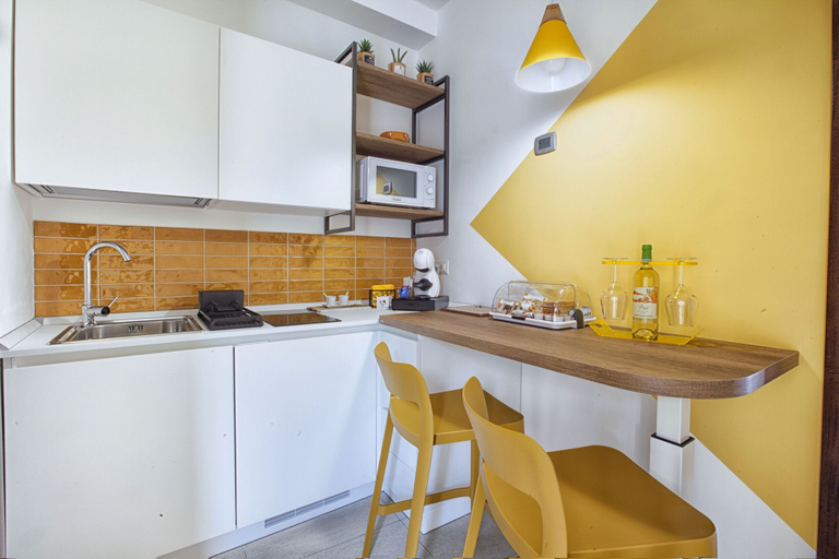 Private kitchen 2, Estate4home - Casa Cristina Yellow, Napoli