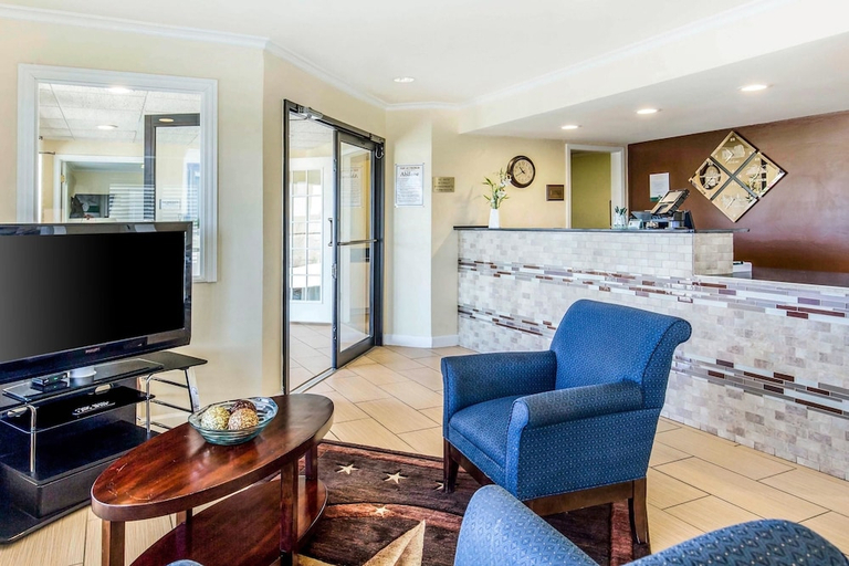 Public Area 2, Quality Inn & Suites Abilene North, Taylor