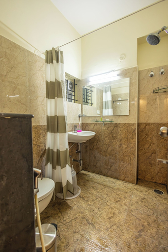 Bathroom 4, Suraksha Stay Brookfield, Bangalore