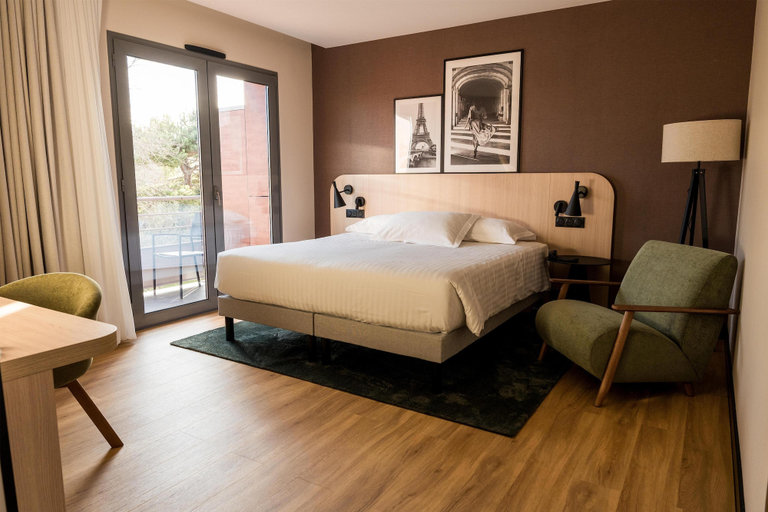 Bedroom 3, Le Relais de La Malmaison, a member of Radisson Individuals, Hauts-de-Seine
