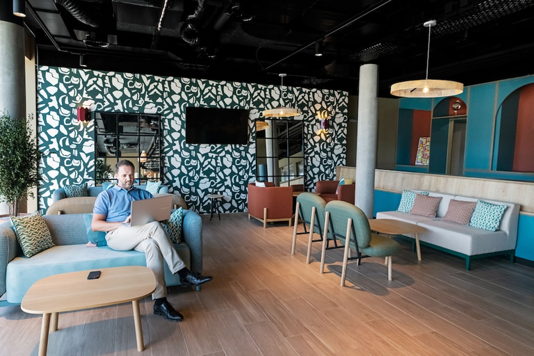 Food & Drinks 4, B&B HOTEL Nyon, Nyon