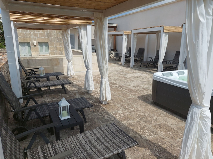 Exterior & Views 2, Dimora Assuntina Fine Rooms, Lecce