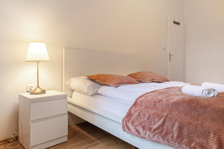 Interior, Urban Haven 1BR With 1LR Downtown, Wien