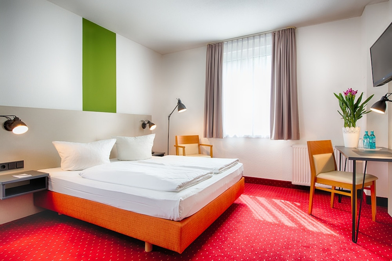 Bedroom 3, ACHAT Hotel Chemnitz, Chemnitz