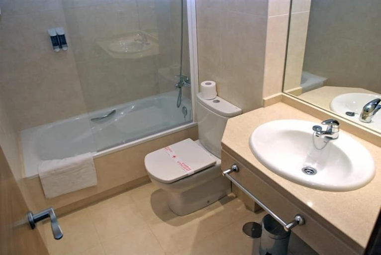 Bathroom 4, U-Hotel Ogalia Vigo, Pontevedra