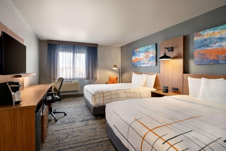 Bedroom 3, La Quinta Inn & Suites by Wyndham Springfield, Lane