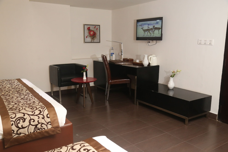 Bedroom 2, D'more Dhaka Hotel & Resort, Dhaka