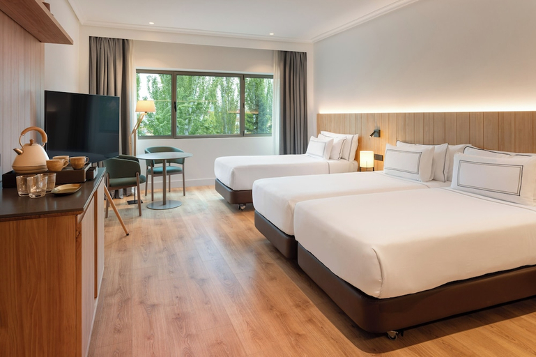 Bedroom 3, Melia Barajas, Madrid