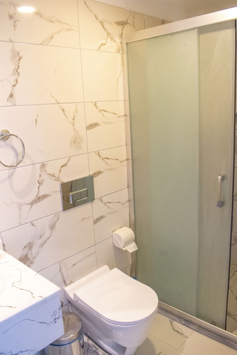 Bathroom 3, Dinc Pansiyon, Bodrum
