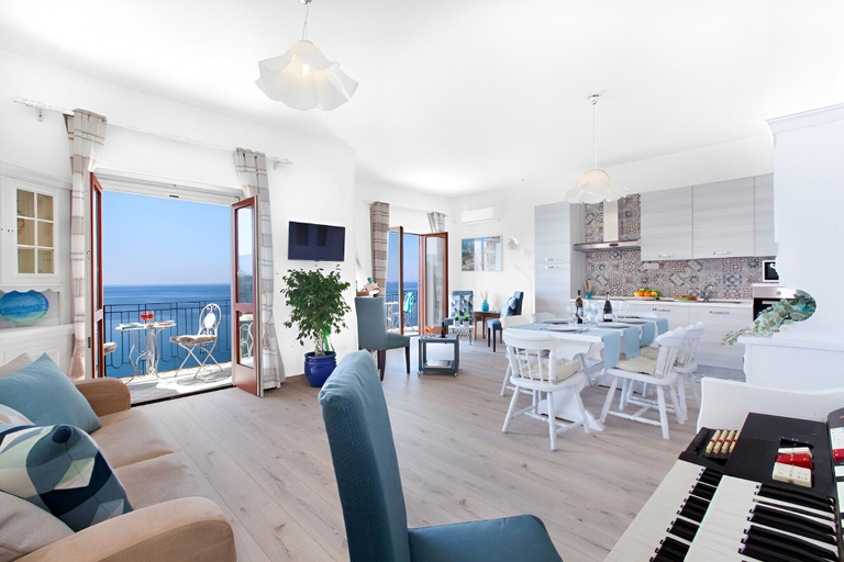 Living room 1, Estate4home - Maré, Napoli
