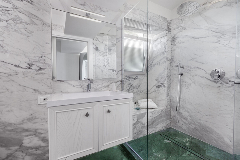 Bathroom 2, Estate4home - JJ Capri, Napoli