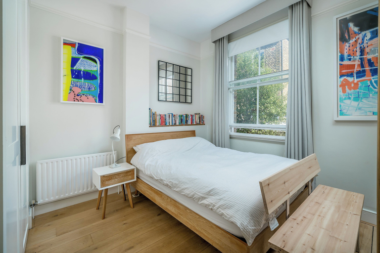 Bedroom 3, JOIVY Captivating 1-Bed Flat In Fulham, London