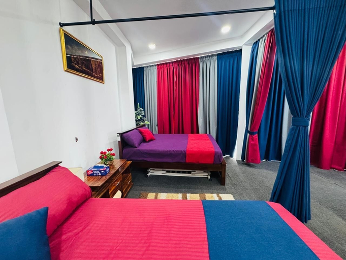 Room 4, Mark International, Thimbirigasyaya
