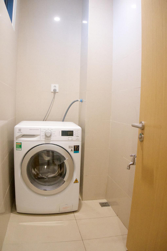 Bathroom, Hòa Hải Apartments, Da Nang